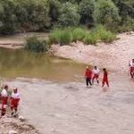 نجات کودک غرق شده در سیلاب